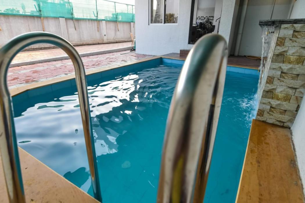 Empyrean Stays Ll Goodluck Bungalow Ll 2Bhk Ll Pool Ll Lonavala Exterior photo